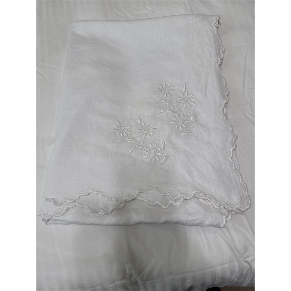 Vintage Hand Embroidered Tablecloth Large Rectangle 69x89 Cotton Scalloped Stain - Picture 12 of 13